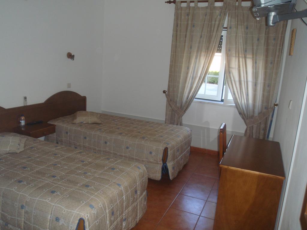 Hotel Romba Орике Экстерьер фото